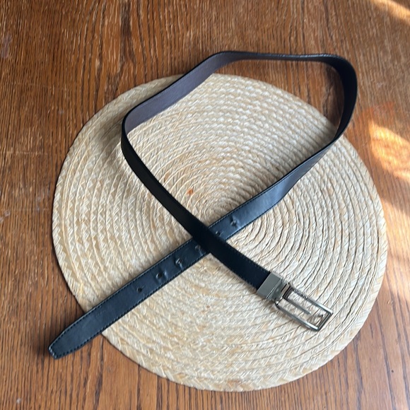 Guess Reversible Leather Signature Logo Belt Size large - Picture 9 of 11